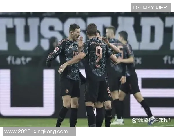 德天空报道拜仁追逐费耶诺德19岁右后卫吉瓦罗雷德英超多队同样关注