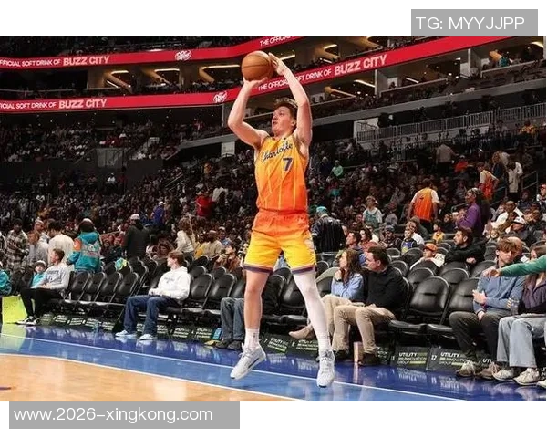 克尼佩尔双十表现引领球队科沃德与皮维共同发力助力胜利