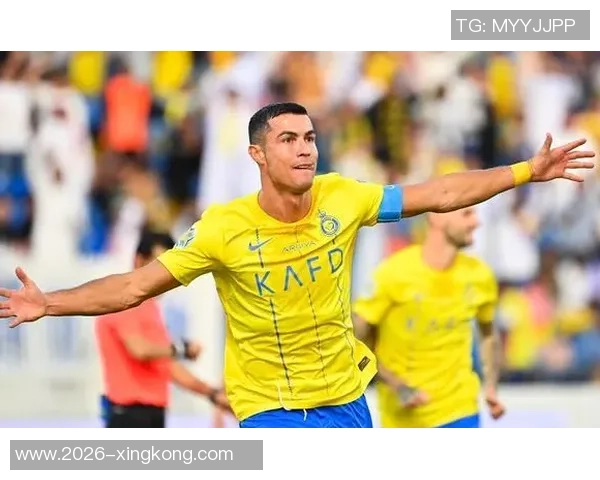 贝林厄姆荣膺英格兰2425赛季最佳男足球员皇马官方祝贺他取得佳绩