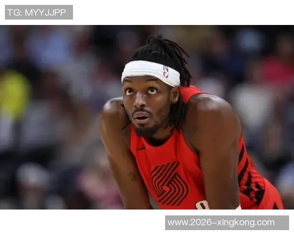 格兰特表现出色19投8中砍下29分6篮板4助攻并完美罚球9中9